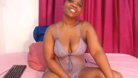 UNIQUEBONY online show from November 2025 06:58:02 AM