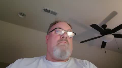 Snapshot of up2later chatting on March 2025 03:12:02 AM up2later online show from March 2025 03:12:02 AM