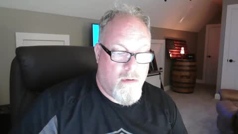 Snapshot of up2later chatting on September 2025 05:31:01 AM up2later online show from September 2025 05:31:01 AM