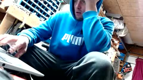 Snapshot of upforanything27 chatting on December 2024 02:47:01 AM upforanything27 online show from December 2024 02:47:01 AM