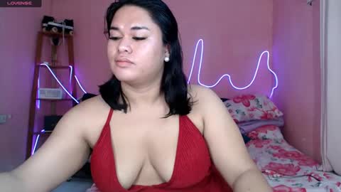 Snapshot of ur_baby_rebbecca chatting on July 2026 11:29:02 PM SINGLE online show from July 2026 11:29:02 PM
