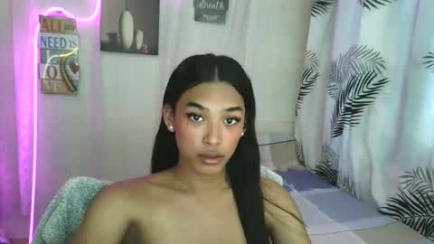 ur_dazzlingmorenaxx online show from May 2026 03:03:02 AM