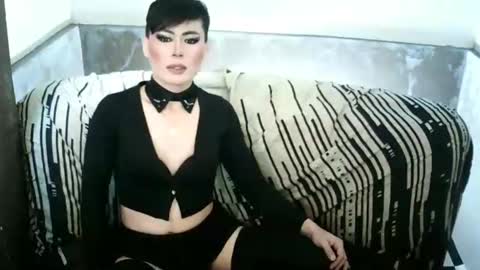 Snapshot of ur_dominatrix chatting on March 2026 10:21:02 PM MISS ANNA online show from March 2026 10:21:02 PM