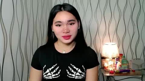 QUEENSY online show from November 2025 09:25:02 PM