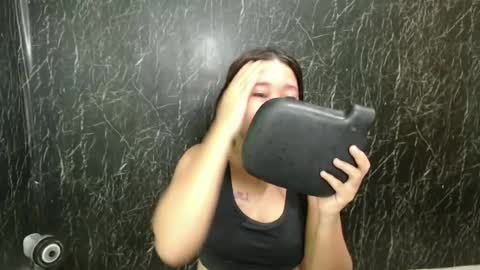 Snapshot of ur_prettychelsie18 chatting on May 2026 09:17:02 AM ur_prettychelsie18 online show from May 2026 09:17:02 AM