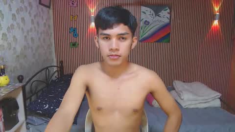 ur_shan21 online show from September 2025 03:03:01 PM