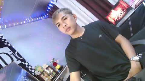 Snapshot of ur_shan21 chatting on July 2026 03:11:01 AM ur_shan21 online show from July 2026 03:11:01 AM