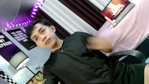 Snapshot of ur_shan21 chatting on August 2026 06:43:02 PM ur_shan21 online show from August 2026 06:43:02 PM