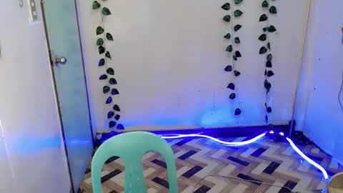 chesca online show from December 2025 05:36:02 AM