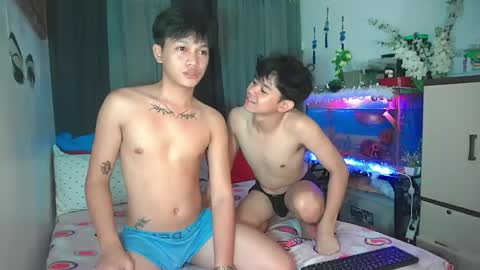 Snapshot of ur_younngtwinkxxx chatting on May 2026 03:18:02 PM Ken online show from May 2026 03:18:02 PM