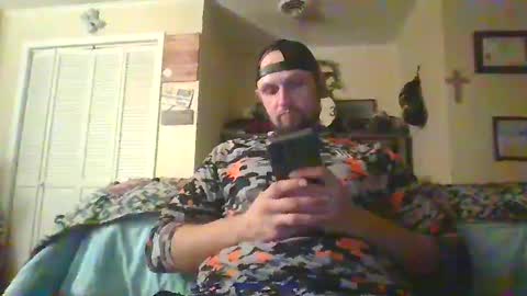 ur_zaddy4now online show from February 2025 05:26:02 AM