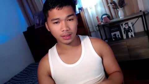 Snapshot of urasian_jpxx chatting on June 2026 09:25:02 AM JAMES online show from June 2026 09:25:02 AM