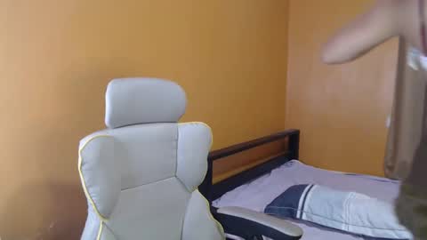 urasian_kat online show from December 2025 01:21:02 AM