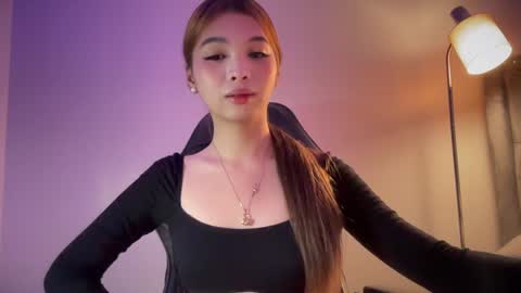 Snapshot of urasian_sweet_ria19 chatting on December 2024 11:21:01 PM Ria online show from December 2024 11:21:01 PM