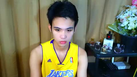 urasiancumboix2 online show from November 2025 05:31:01 PM