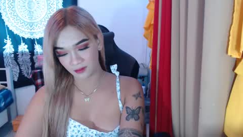 jess online show from December 2024 06:32:01 AM