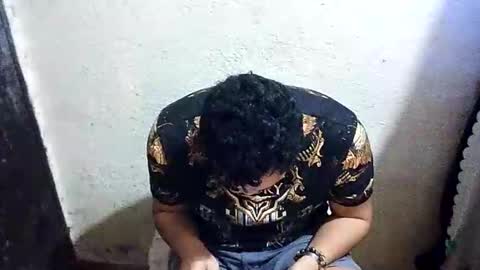 Snapshot of urasianguy90 chatting on February 2026 01:15:01 PM carlo online show from February 2026 01:15:01 PM