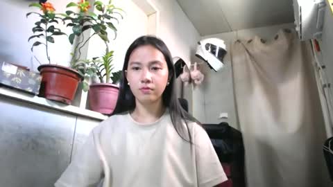 Snapshot of urasiantserika chatting on April 2026 02:51:02 AM Erika online show from April 2026 02:51:02 AM