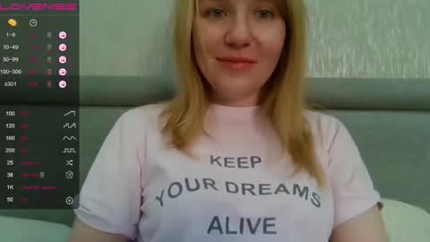 Snapshot of urbadkitty chatting on December 2024 07:25:01 AM urbadkitty online show from December 2024 07:25:01 AM