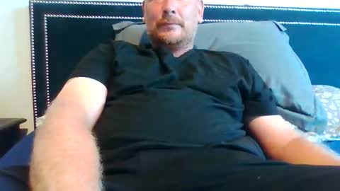 Snapshot of urbigfun chatting on April 2026 11:07:01 PM YBF online show from April 2026 11:07:01 PM
