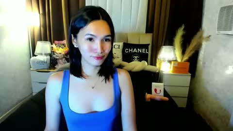 urblossom_princess online show from November 2025 05:37:02 PM