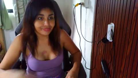 Snapshot of urblossom_vergoxx chatting on July 2026 11:31:01 PM urblossom_vergoxx online show from July 2026 11:31:01 PM