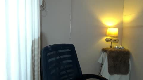 urcrushnextdoor_ online show from March 2025 04:56:02 AM