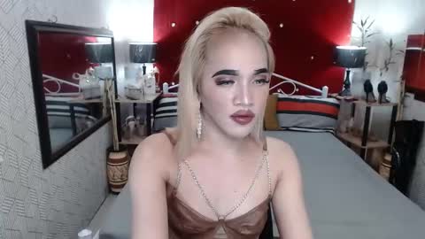 KENDALL online show from January 2025 02:26:01 PM