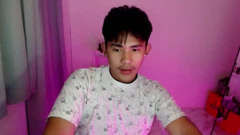 Snapshot of urcutie_asianboy chatting on March 2026 12:44:02 PM KEN online show from March 2026 12:44:02 PM