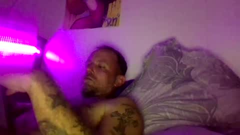 Snapshot of urdaddy875867 chatting on December 2024 02:37:02 PM urdaddy875867 online show from December 2024 02:37:02 PM