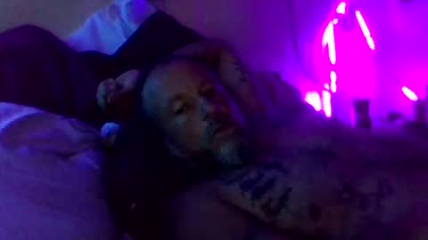 Snapshot of urdaddy875867 chatting on September 2025 01:32:01 PM urdaddy875867 online show from September 2025 01:32:01 PM