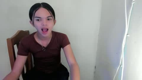 Snapshot of urdoll_alliah chatting on May 2026 06:05:01 PM urdoll_alliah online show from May 2026 06:05:01 PM