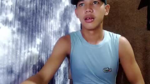 urdreamboy_clarin online show from May 2026 04:17:02 AM