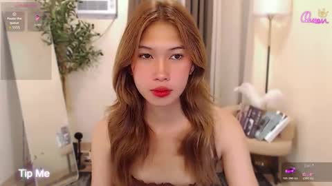 Snapshot of urdreamgirl_mika27 chatting on May 2026 06:20:01 AM MIKA online show from May 2026 06:20:01 AM