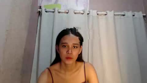 Snapshot of urdreamgirl_stephanie chatting on April 2026 07:45:01 AM stephanie online show from April 2026 07:45:01 AM