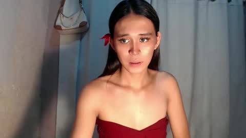 Snapshot of urdreamgirl_stephanie chatting on April 2026 05:30:01 PM stephanie online show from April 2026 05:30:01 PM