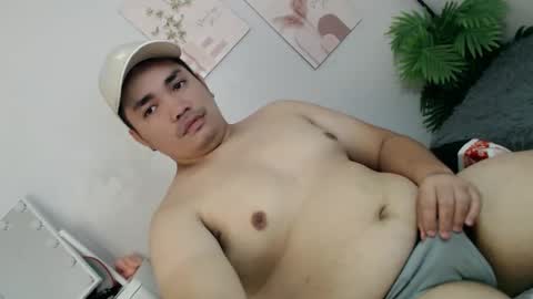 Snapshot of ure_fattytoy143 chatting on May 2026 06:10:02 AM ure_fattytoy143 online show from May 2026 06:10:02 AM