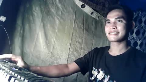 Snapshot of urexotic_cock chatting on February 2025 12:37:02 PM urexotic_cock online show from February 2025 12:37:02 PM