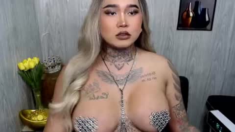 Snapshot of urfabtattooqueen chatting on July 2026 03:58:02 PM Maxxie online show from July 2026 03:58:02 PM