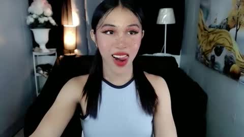Snapshot of urfantasy_sweetxcali69 chatting on April 2026 09:01:02 AM cali online show from April 2026 09:01:02 AM