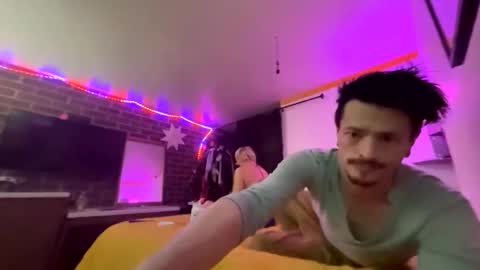 UrFavoriteDreamTeam online show from February 2026 11:18:01 AM