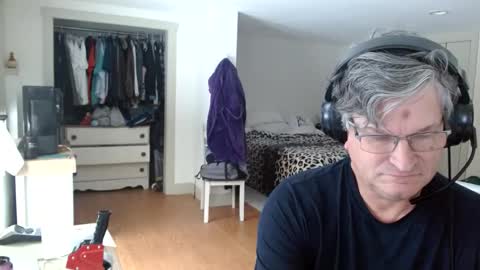 Gregor online show from January 2025 06:57:02 PM