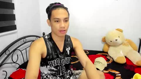 Snapshot of urfucker_vinz chatting on March 2026 01:03:02 PM urfucker_vinz online show from March 2026 01:03:02 PM