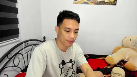 Snapshot of urfucker_vinz chatting on April 2026 01:11:01 PM urfucker_vinz online show from April 2026 01:11:01 PM