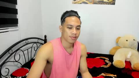 Snapshot of urfucker_vinz chatting on April 2026 12:47:02 PM urfucker_vinz online show from April 2026 12:47:02 PM