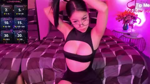 angela online show from January 2025 04:22:02 AM