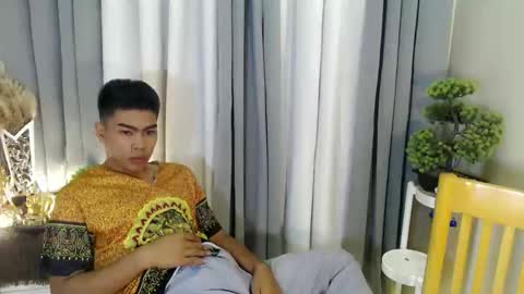 urhairy_manial online show from February 2026 04:00:02 PM