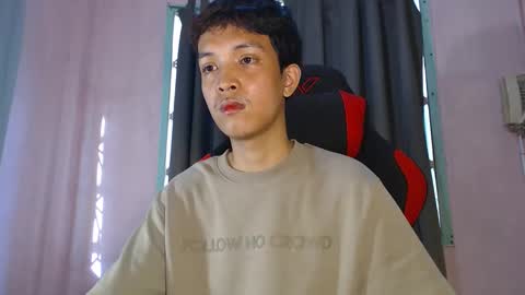 urhot_johny online show from April 2026 10:42:02 PM