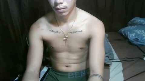 Snapshot of urhot_joshxx chatting on January 2026 01:04:01 PM Josh online show from January 2026 01:04:01 PM