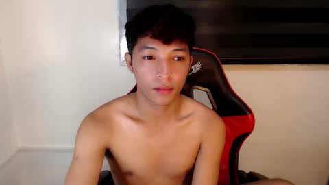 Snapshot of urhotethanxx chatting on February 2026 02:15:02 PM Ethan online show from February 2026 02:15:02 PM